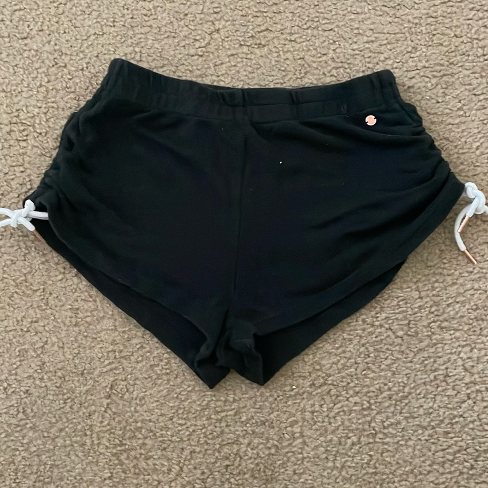 Women’s Volcom shorts
